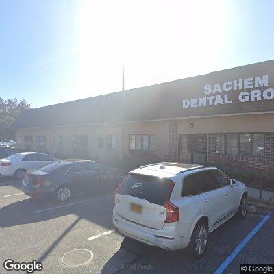 Thumbnail image of the front of a dentist office practice with the name Leonoff David which is located in Hauppauge, NY