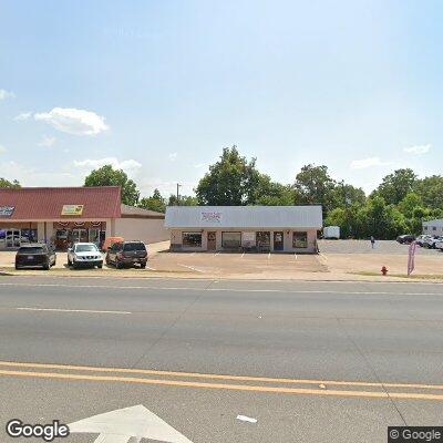 Thumbnail image of the front of a dentist office practice with the name Haygood Family Dental Clinic which is located in Vidalia, LA