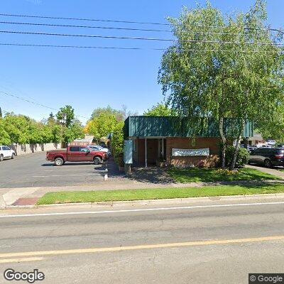 Thumbnail image of the front of a dentist office practice with the name Siskiyou Smiles which is located in Medford, OR