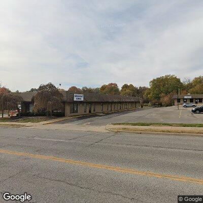 Thumbnail image of the front of a dentist office practice with the name Robert M. Davis Family Dentistry which is located in Raytown, MO