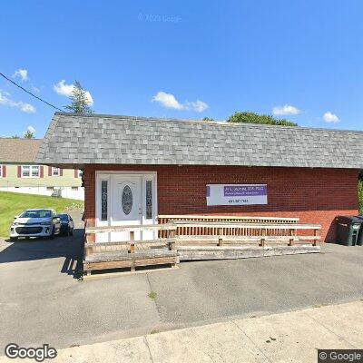 Thumbnail image of the front of a dentist office practice with the name Robert Hunsaker which is located in Beckley, WV