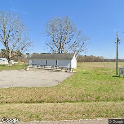 Thumbnail image of the front of a dentist office practice with the name Aspen Dental which is located in Edenton, NC