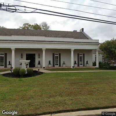 Thumbnail image of the front of a dentist office practice with the name Peach Tree Dental which is located in Monroe, LA