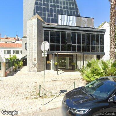 Thumbnail image of the front of a dentist office practice with the name Instituto de Implantologia® which is located in Lisbon, CA