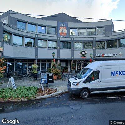 Thumbnail image of the front of a dentist office practice with the name Green Lake Orthodontics which is located in Seattle, WA