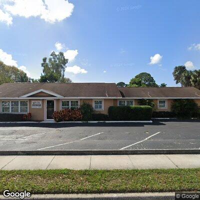 Thumbnail image of the front of a dentist office practice with the name Smyl Manatee which is located in Bradenton, FL