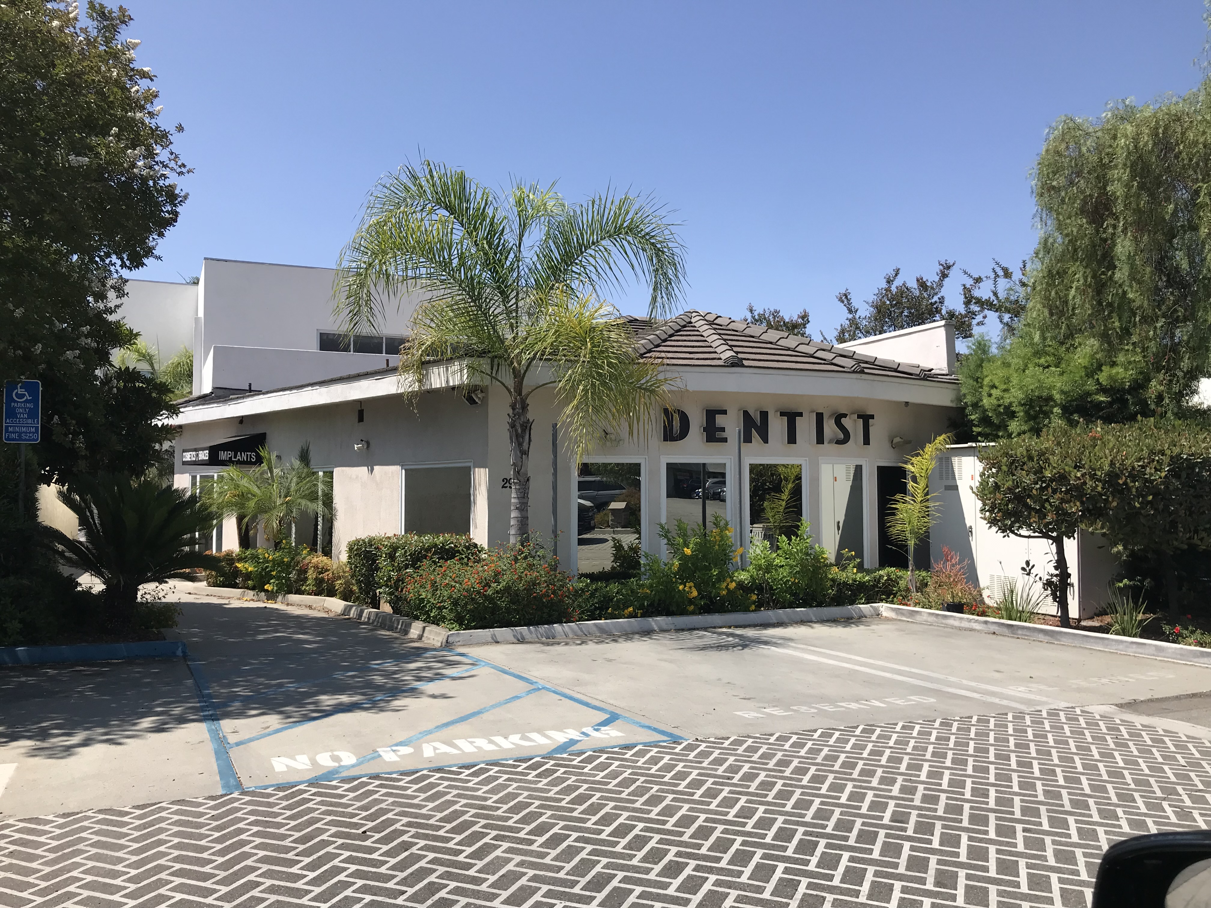 Dentist Office Image for provider