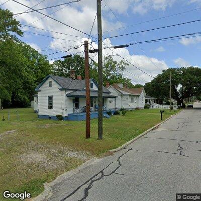 Thumbnail image of the front of a dentist office practice with the name Beamon Kenneth Dwain Dr which is located in Tarboro, NC