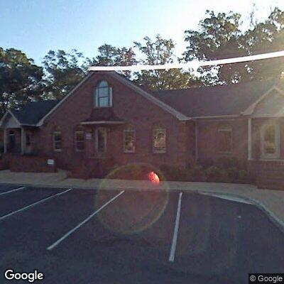 Thumbnail image of the front of a dentist office practice with the name Edmonds Robert M which is located in Suffolk, VA