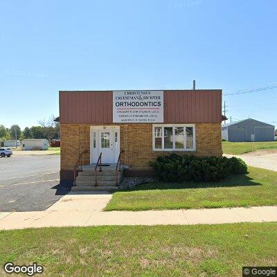 Thumbnail image of the front of a dentist office practice with the name Christensen & Freeseman Orthodontics which is located in New Hampton, IA