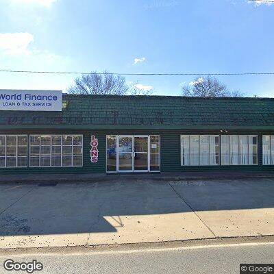 Thumbnail image of the front of a dentist office practice with the name Blackwood & Trahant Orthodontics which is located in Mansfield, LA