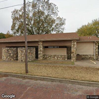 Thumbnail image of the front of a dentist office practice with the name Henryetta Dental Ctr which is located in Henryetta, OK