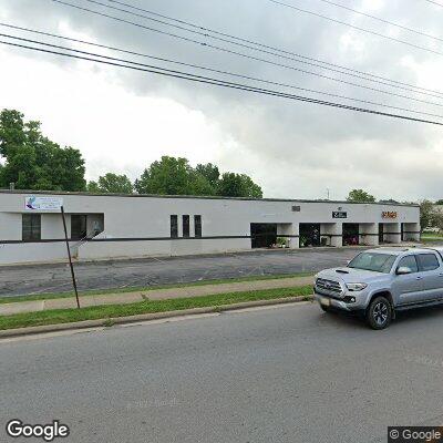 Thumbnail image of the front of a dentist office practice with the name Owens & Farrar which is located in Ashland, OH