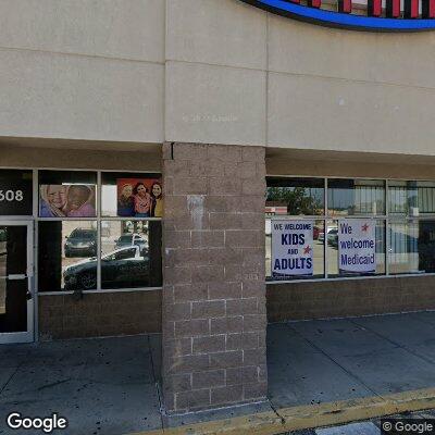 Thumbnail image of the front of a dentist office practice with the name Familia Dental which is located in East Saint Louis, IL