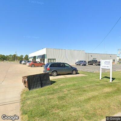 Thumbnail image of the front of a dentist office practice with the name Heintz & Bankhead Orthodontics which is located in Carlinville, IL