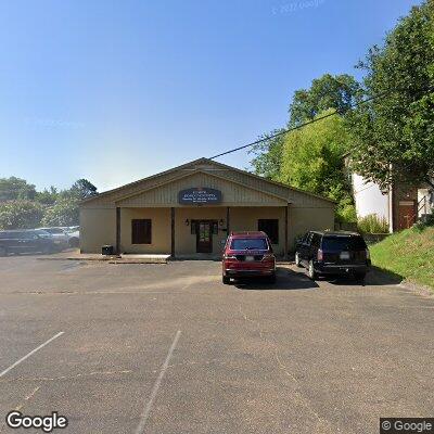 Thumbnail image of the front of a dentist office practice with the name Williams & Hamman Orthodontics which is located in Hernando, MS