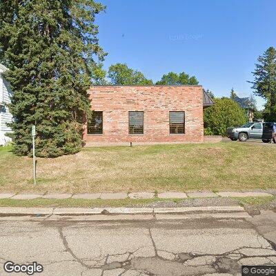 Thumbnail image of the front of a dentist office practice with the name Lakeside Dental which is located in Duluth, MN