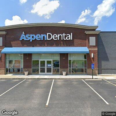 Thumbnail image of the front of a dentist office practice with the name Aspen Dental which is located in Paducah, KY