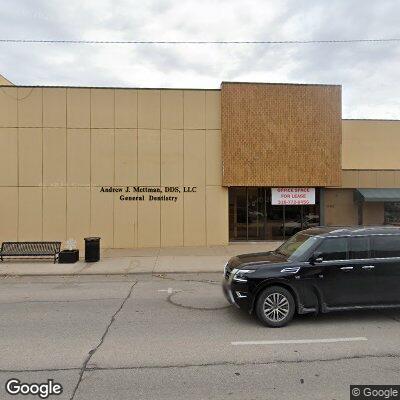 Thumbnail image of the front of a dentist office practice with the name Davidson Dental which is located in Newton, KS