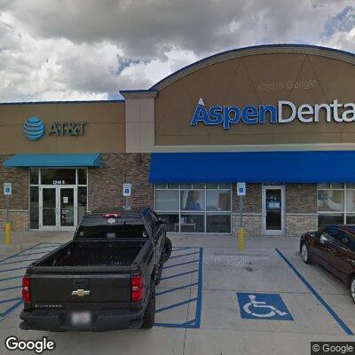 Thumbnail image of the front of a dentist office practice with the name Aspen Dental which is located in Kenner, LA