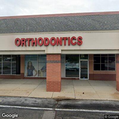 Thumbnail image of the front of a dentist office practice with the name Gateway Orthodontics which is located in Florissant, MO