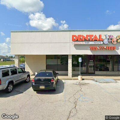 Thumbnail image of the front of a dentist office practice with the name Dental Dreams which is located in Saginaw, MI