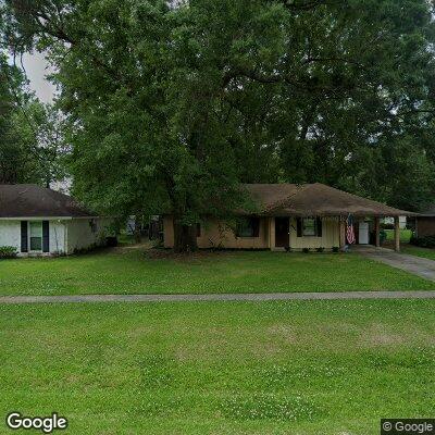 Thumbnail image of the front of a dentist office practice with the name Best Dentist That Accept Medicaid Clinic which is located in Zachary, LA