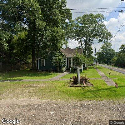 Thumbnail image of the front of a dentist office practice with the name Family Dentistry which is located in Bogalusa, LA