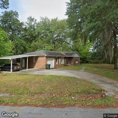 Thumbnail image of the front of a dentist office practice with the name DR Robert Simmons Family Dentistry DDS which is located in Hinesville, GA