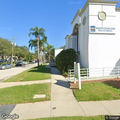 Thumbnail image of the front of a dentist office practice with the name Hyde Park Dental which is located in Tampa, FL