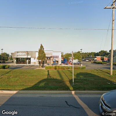 Thumbnail image of the front of a dentist office practice with the name Holmes Family and Cosmetic Dentistry which is located in Fort Wayne, IN