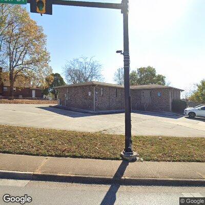 Thumbnail image of the front of a dentist office practice with the name Crawford Dentistry which is located in Huntsville, AL