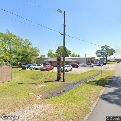 Thumbnail image of the front of a dentist office practice with the name Hilton Dental Clinic which is located in Gulfport, MS