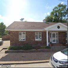 Moon Dental, dentists office located at 334 S 8th St, Quincy, IL.