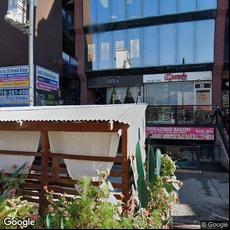 Austin 26 Dental Group, dentists office located at 7017 Austin St, Forest Hills, NY.