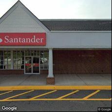 Aspen Dental, dentists office located at 3 Elm St, Woburn, MA.