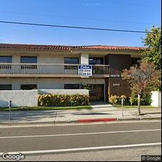 Dentist in Woodland Hills, Smiles by Dr Shawn, dentists office located at 23111 Ventura Blvd, Woodland Hills, CA.