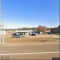 Gwendolyn Moore, dentists office located at 2376 Sunset Dr, Grenada, MS.