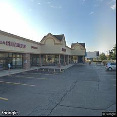 Eola Dental, dentists office located at 405 N Eola Rd, Aurora, IL.