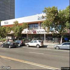 La Dental Clinic, dentists office located at 3377 Wilshire Blvd, Los Angeles, CA.