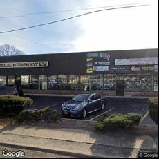 Great Expressions Dental Centers, dentists office located at 60 Sunrise Hwy, Lindenhurst, NY.